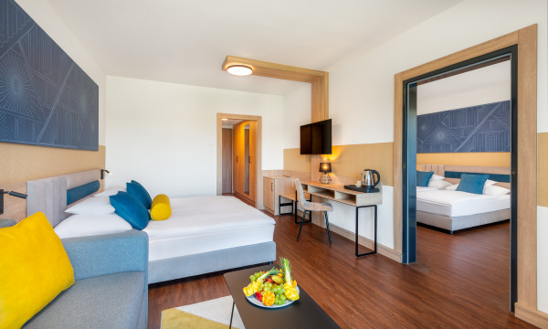 Hunguest Hotel Szeged, Családi szoba (2 db összenyitható kétágyas szoba, pótágyazható)