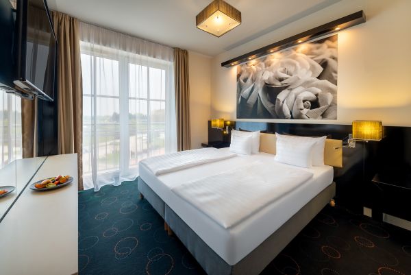 Gotthard Therme Hotel, Junior Suite