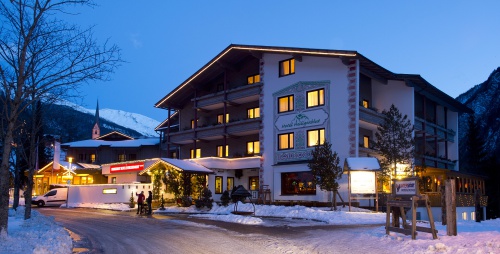 HUNGUEST Hotel Heiligenblut in winter