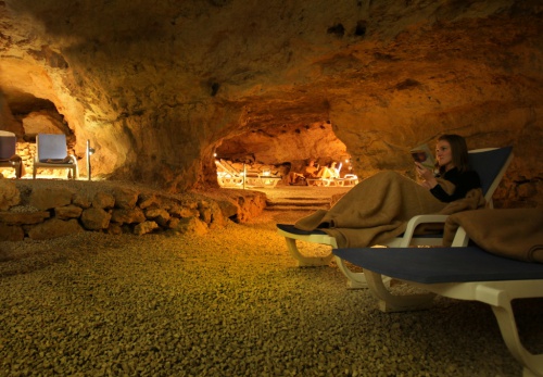 Feltöltődés a Pelion alatti gyógybarlangban - Hunguest Hotel Pelion - Tapolca