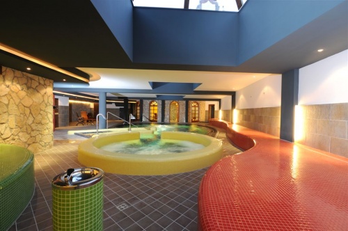 Élménymedence pihenő -  Lillafüred - Hunguest Hotel Palota