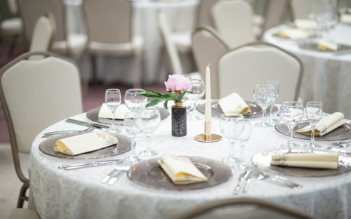 Esküvő a szállodában - Hunguest Hotel Fenyő - Csíkszereda