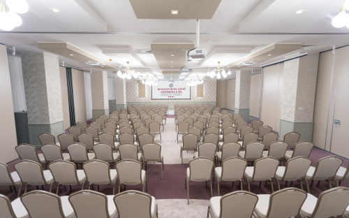 Konferencia terem - Hunguest Hotel Fenyő - Csíkszereda