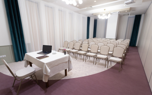 Konferencia terem - Hunguest Hotel Fenyő - Csíkszereda