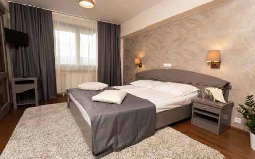 Apartman - Hunguest Hotel Fenyő - Csíkszereda