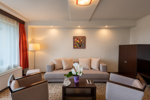 Dürer wing, Superior suite with panoramic view of the castle - Hunguest Hotel Erkel - Gyula