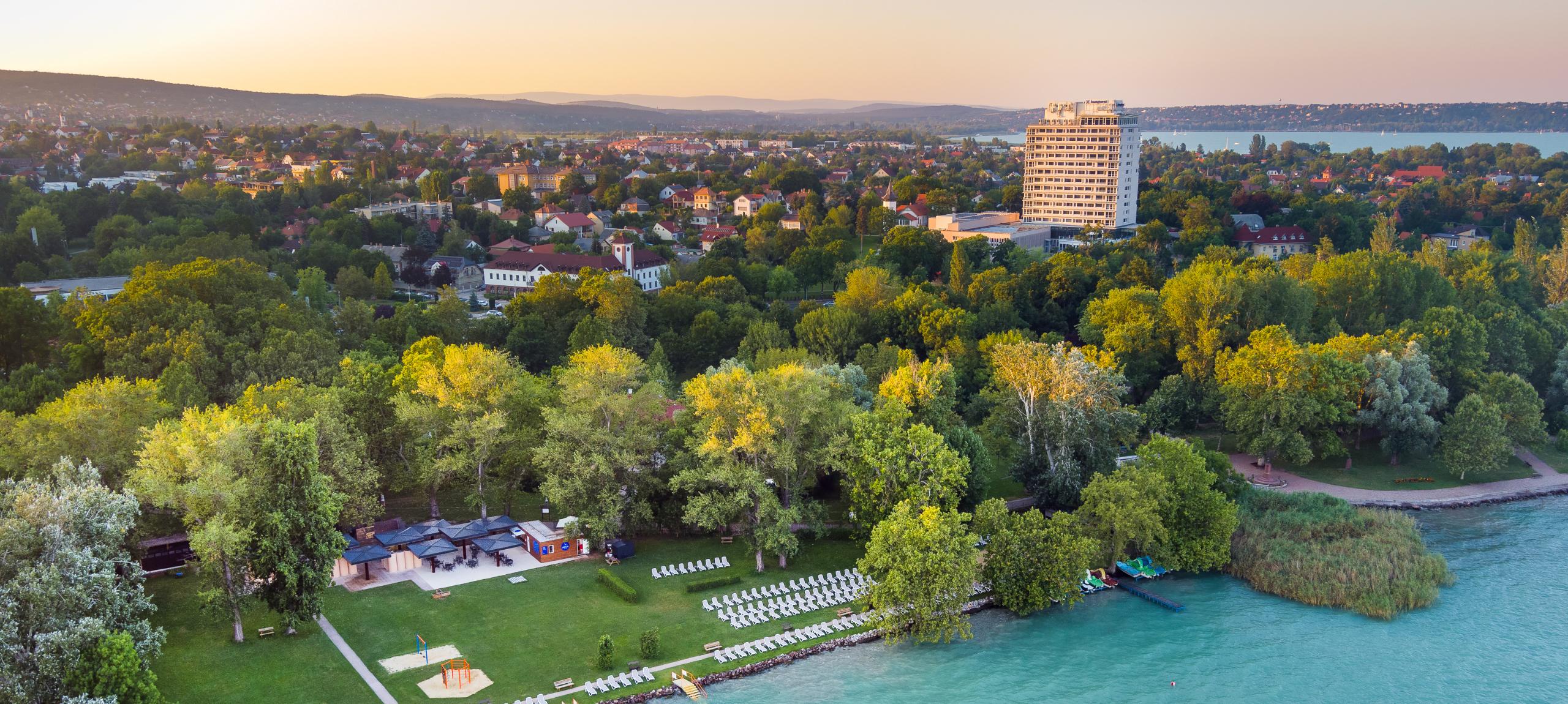 Balatonalmádi - Hunguest BÁL Resort - Лучшая цена с полупансионом