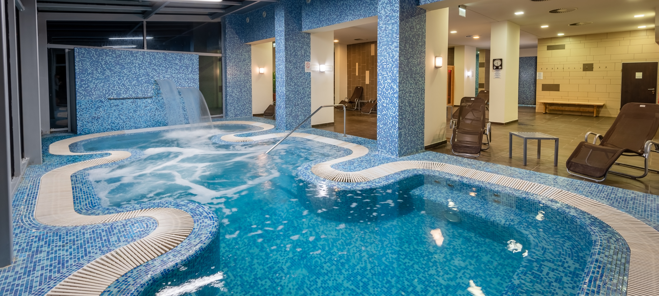 Gyula - Hunguest Hotel Gyula - Oferte pentru „Vacanță de Schi” în Gyula