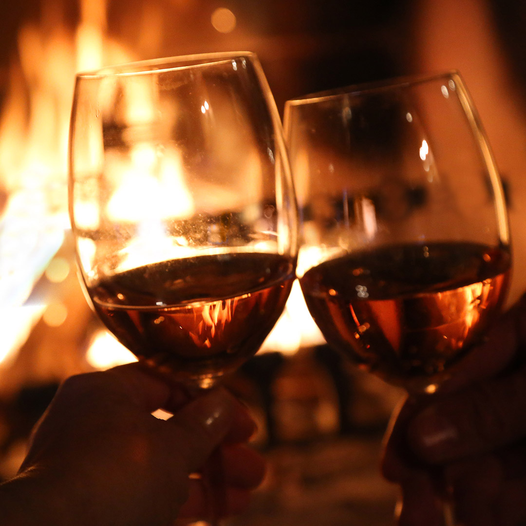 Adventi hotel akció ajándék borral
