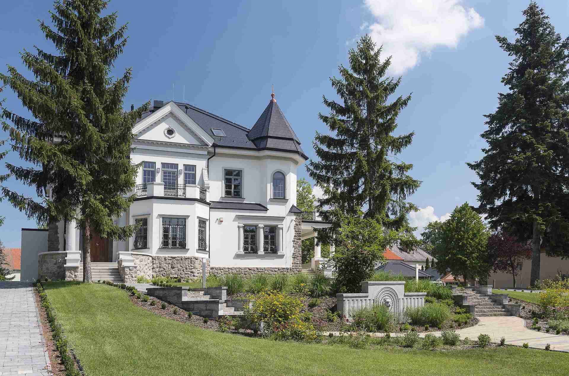 Nyíregyháza Bencs Villa