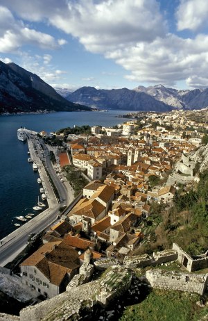 Hunguest Hotel Sun Resort, tengerparti szálloda Montenegróban